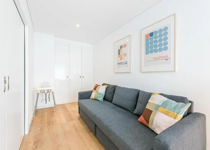 Good Vibes Only By Lovelystay Porto